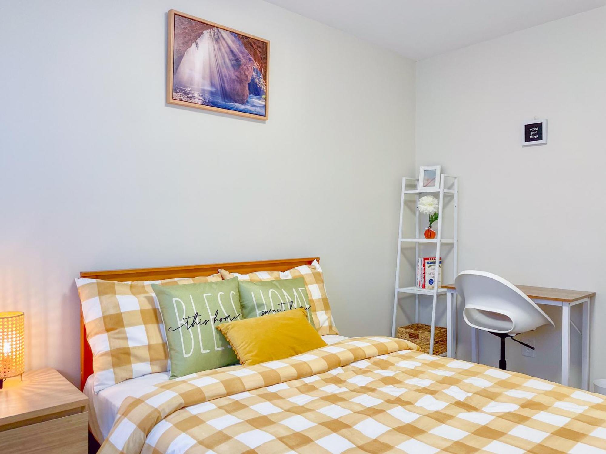 Apartmán Newly-Renovated 3Br House, 12 Minutes To Airport Toronto Exteriér fotografie