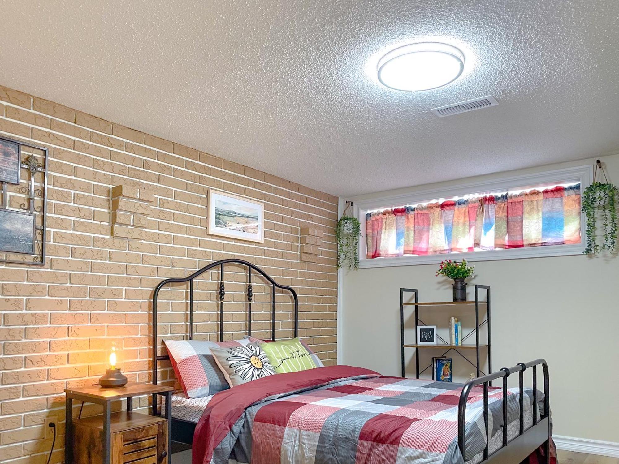 Apartmán Newly-Renovated 3Br House, 12 Minutes To Airport Toronto Exteriér fotografie